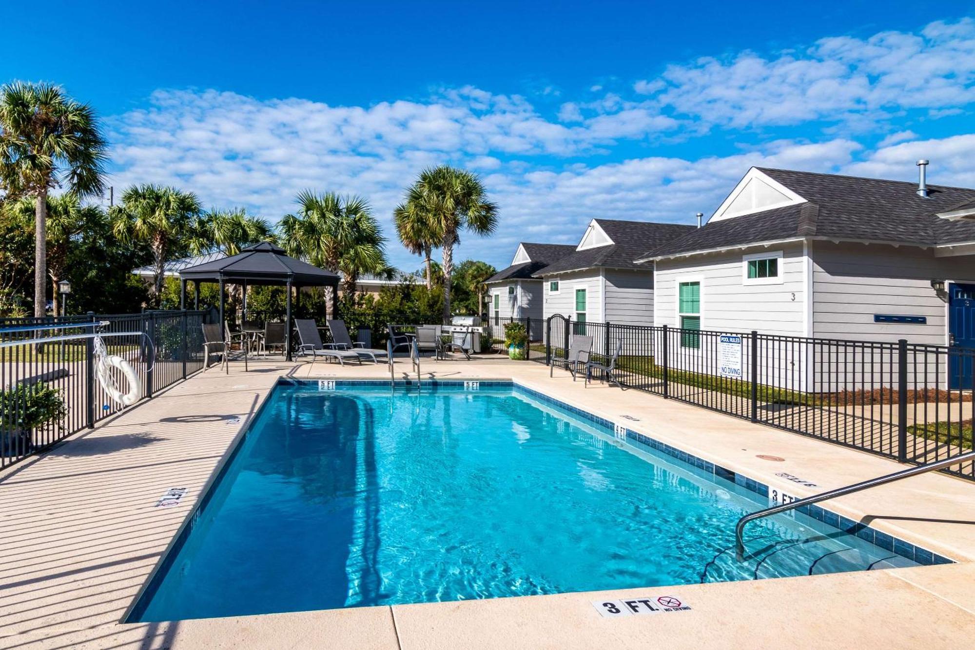 The Port Inn And Cottages, Ascend Hotel Collection Port St. Joe Exterior photo